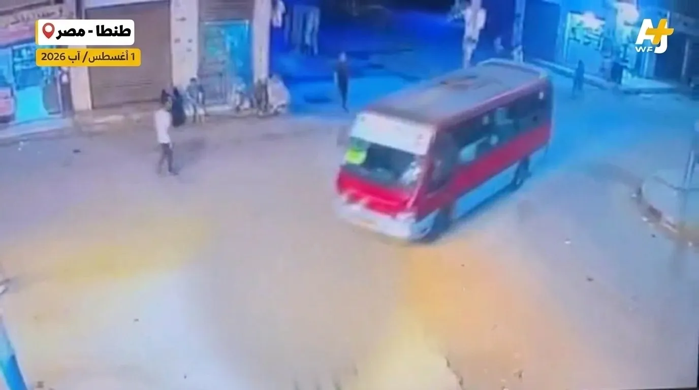 عندما تصبح أرواح البشر “لعبة” في يد طفل يقود حافلة نقل