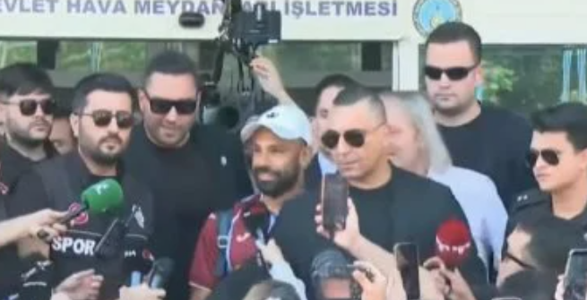 استقبال تاريخي لمحمد صلاح في تركيا.. التفاصيل