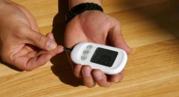 السكر التراكمي A1C.. ماذا تكشف نتيجته عن صحتك؟